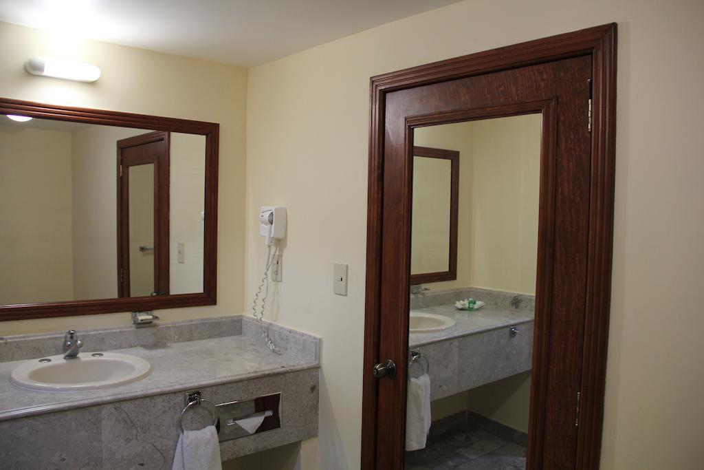 Hotel Tehuacan Plaza Eksteriør billede